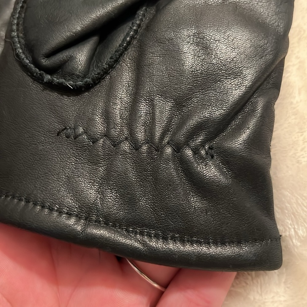NWOT 🧤 VINTAGE FOWNES FLEECE LINED SOFT WARM BLACK LEATHER GLOVES Women’s L - Picture 8 of 13